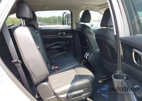 2025 Kia Sorento S from USA, damaged, VIN 5XYRL4JC8SG370768